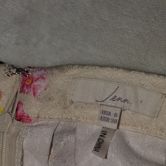 Flower Skirt - Picture 2 of 2